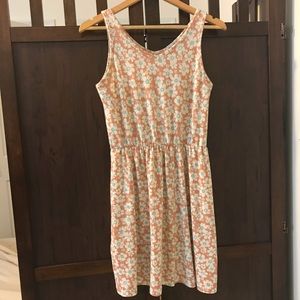 Kling floral dress